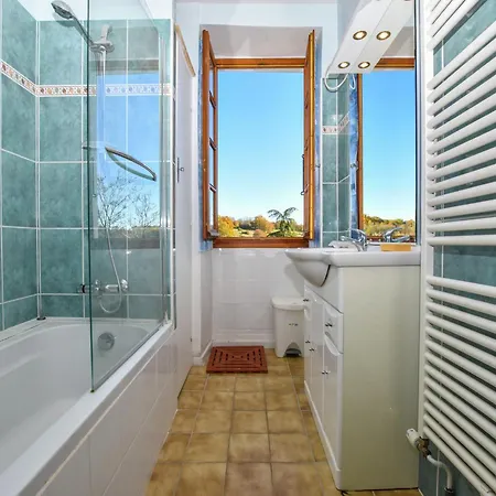 Vintage Retreat In Montfaucon (Lot)