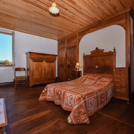 Vintage Retreat In Montfaucon (Lot)