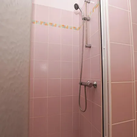 Vintage Retreat In Montfaucon